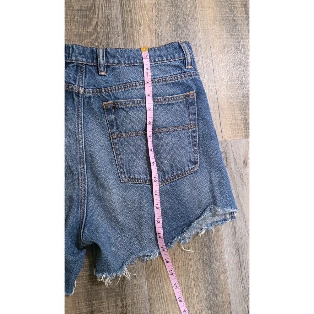 Pintlar 100% Cotton Medium Denim Cut Off Shorts Size 32x4 Summer Shorts Women's - Picture 5 of 6